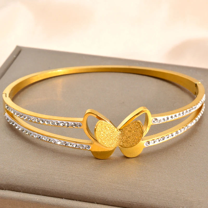 Amoura Bangle Bracelet
