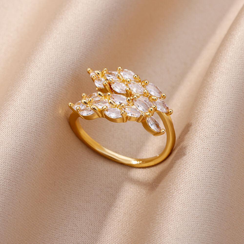 Golden Vine Chic Ring