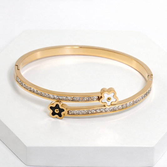 Velisse Bangle Bracelet