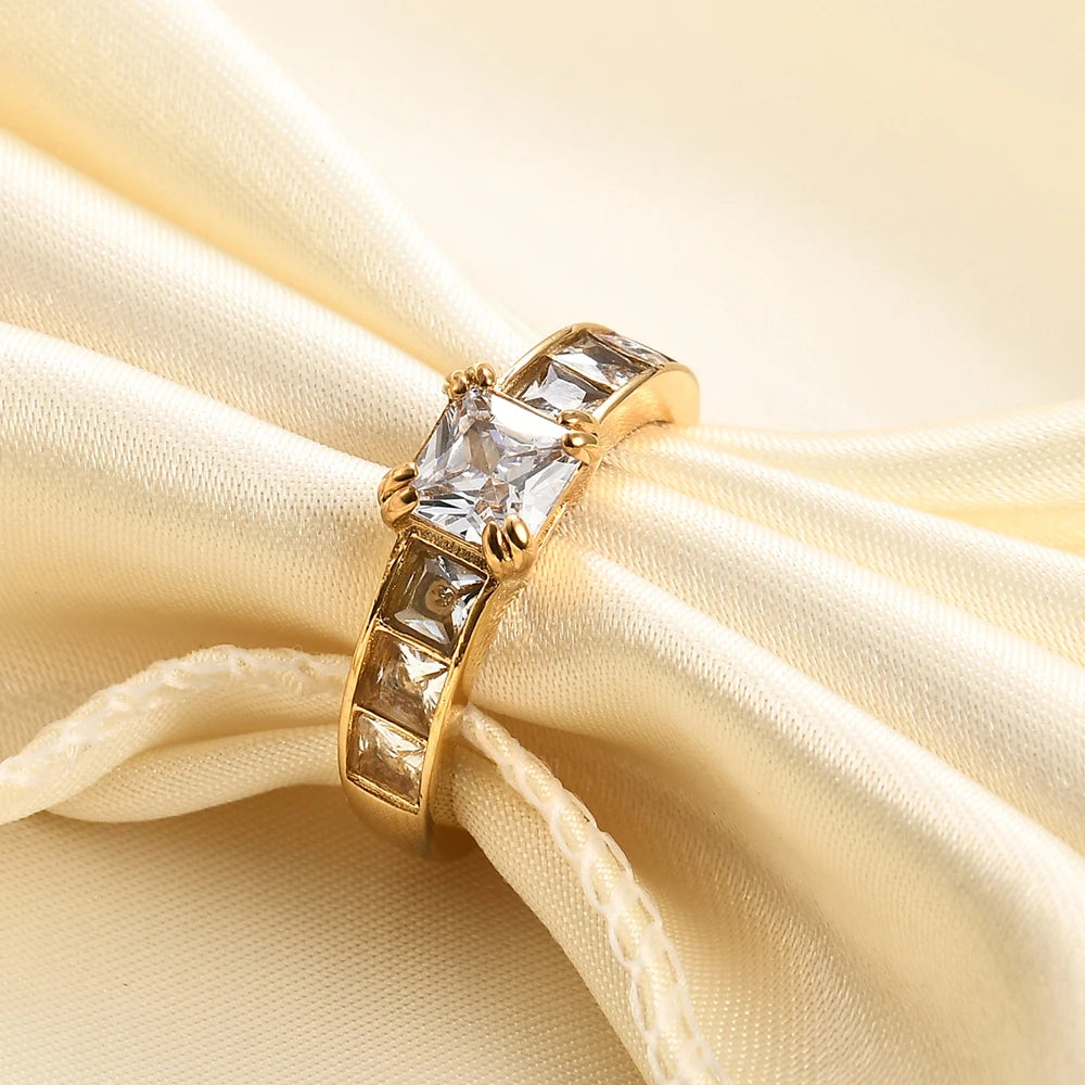 Timeless Union Ring